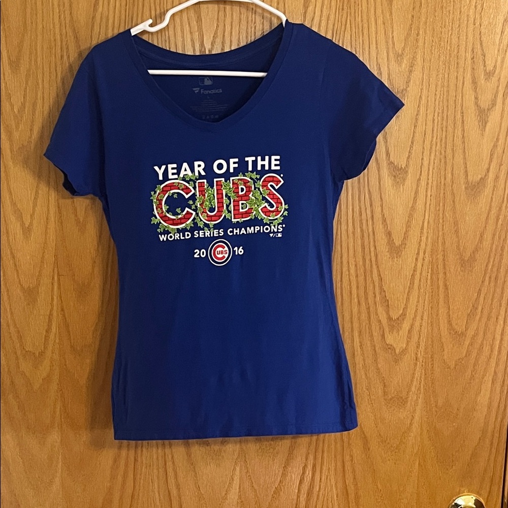 Fanatics Chicago Cubs World Series Champions Tee